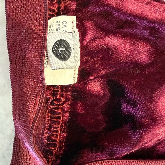 Velvet Strappy Bralette - Burgundy - Picture 4 of 4